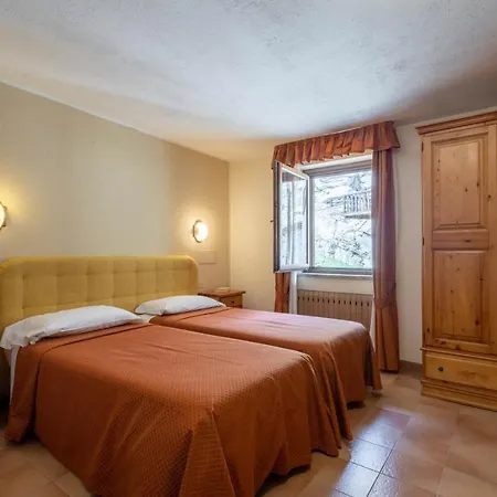 Szálloda Gran Paradiso 3*