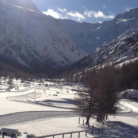 Gran Paradiso 3* ואלסאברנקה