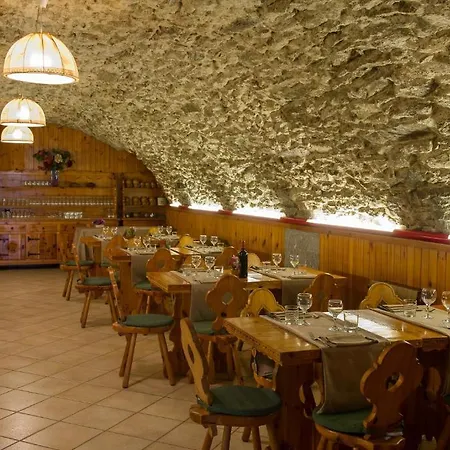 Gran Paradiso מלון ואלסאברנקה