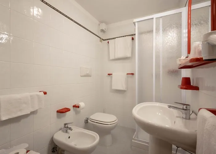 酒店 阿尔伯戈格兰帕拉迪索酒店 瓦尔萨瓦伦凯